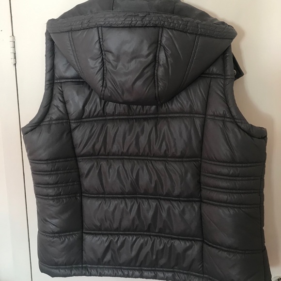 Winter/Fall Vest - Picture 2 of 3
